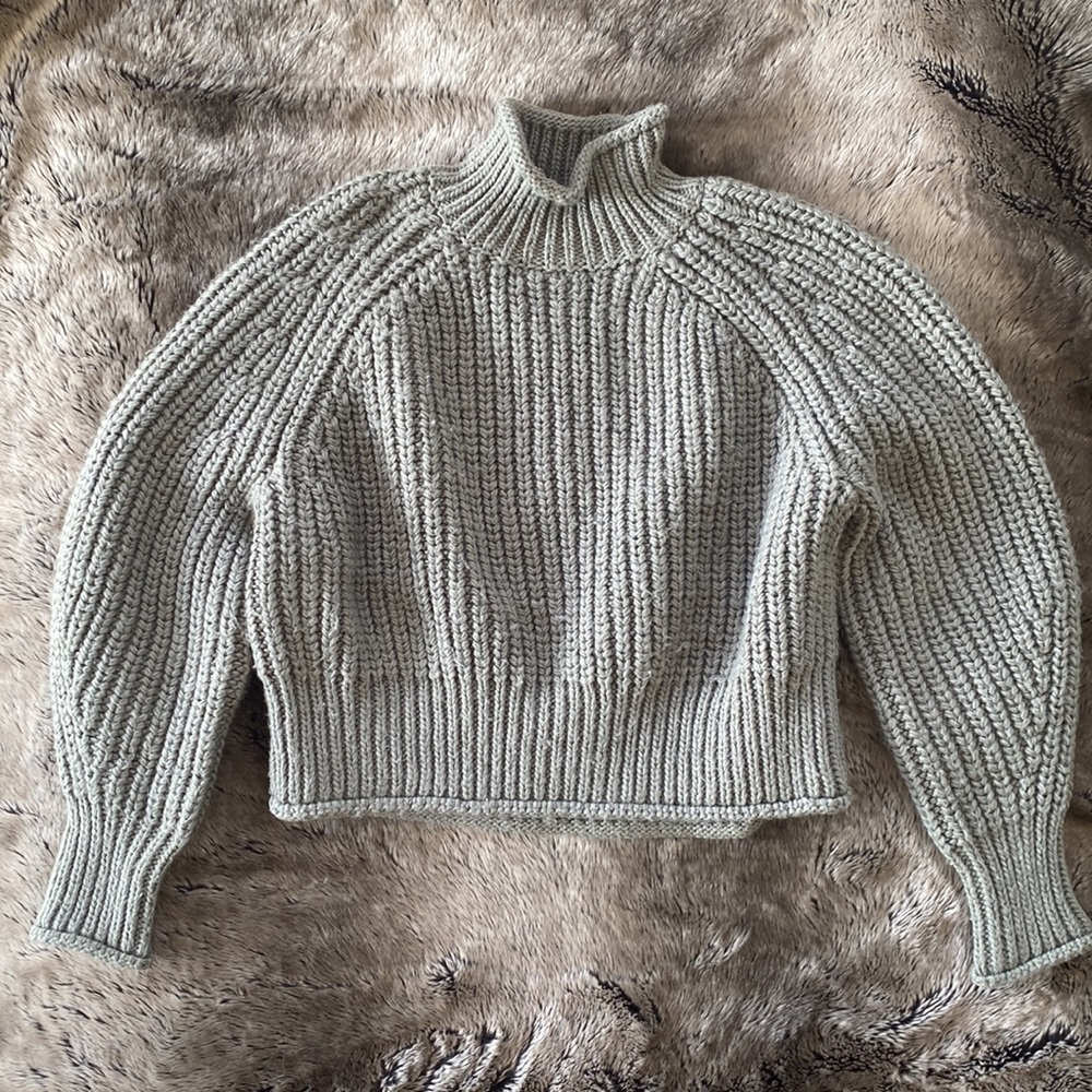 HM Sweater